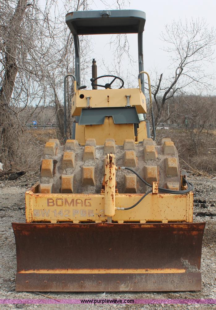 image for item E2576 1999 Bomag BW142PDB-2 sheeps foot vibratory compactor