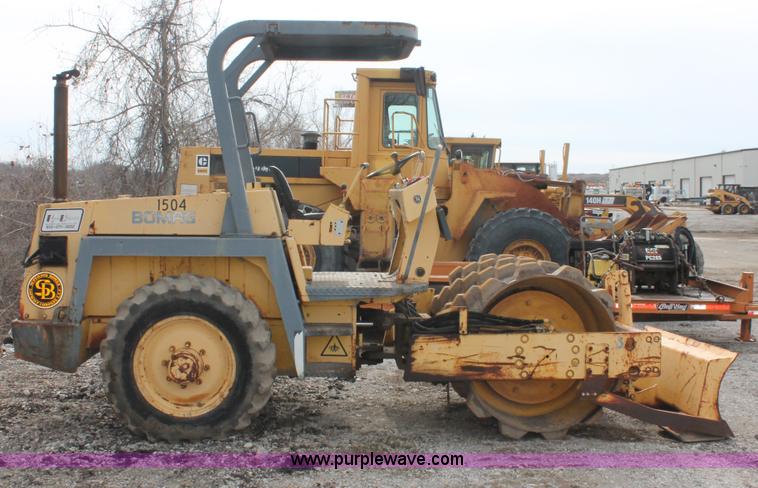 image for item E2576 1999 Bomag BW142PDB-2 sheeps foot vibratory compactor