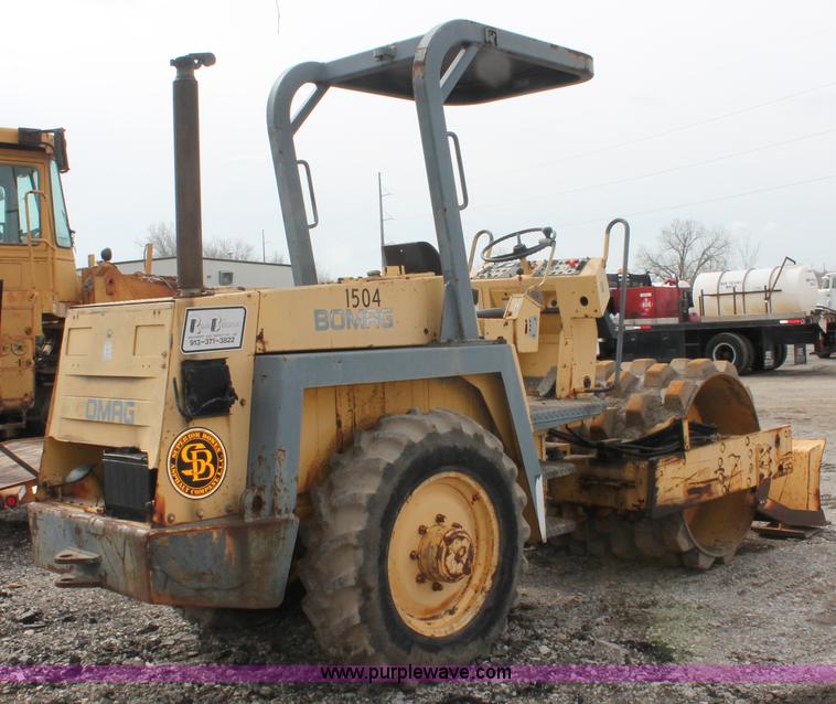 image for item E2576 1999 Bomag BW142PDB-2 sheeps foot vibratory compactor