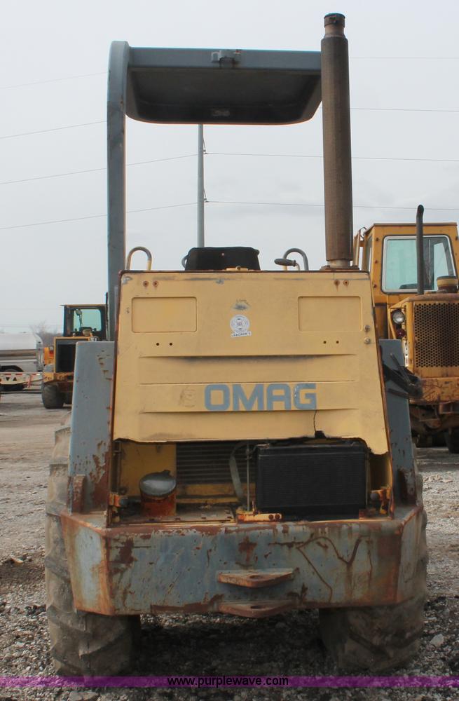 image for item E2576 1999 Bomag BW142PDB-2 sheeps foot vibratory compactor