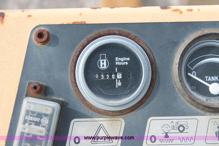 image for item E2576 1999 Bomag BW142PDB-2 sheeps foot vibratory compactor