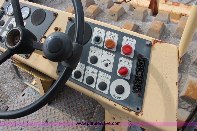 image for item E2576 1999 Bomag BW142PDB-2 sheeps foot vibratory compactor