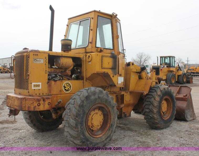 image for item E2577 1973 Caterpillar 930 wheel loader
