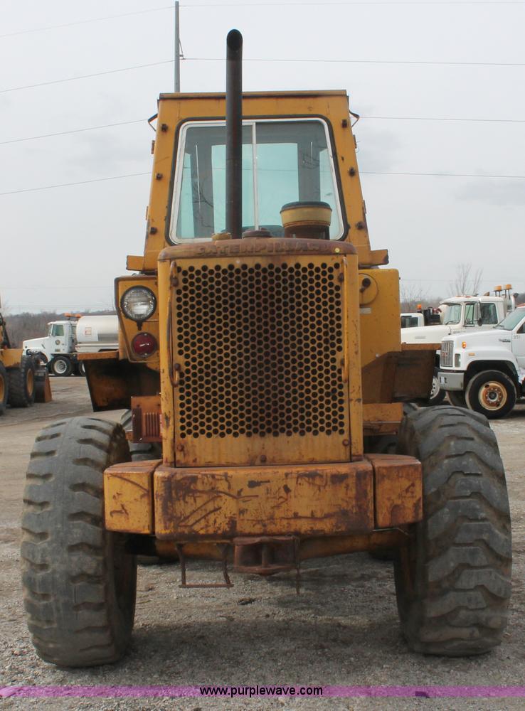 image for item E2577 1973 Caterpillar 930 wheel loader