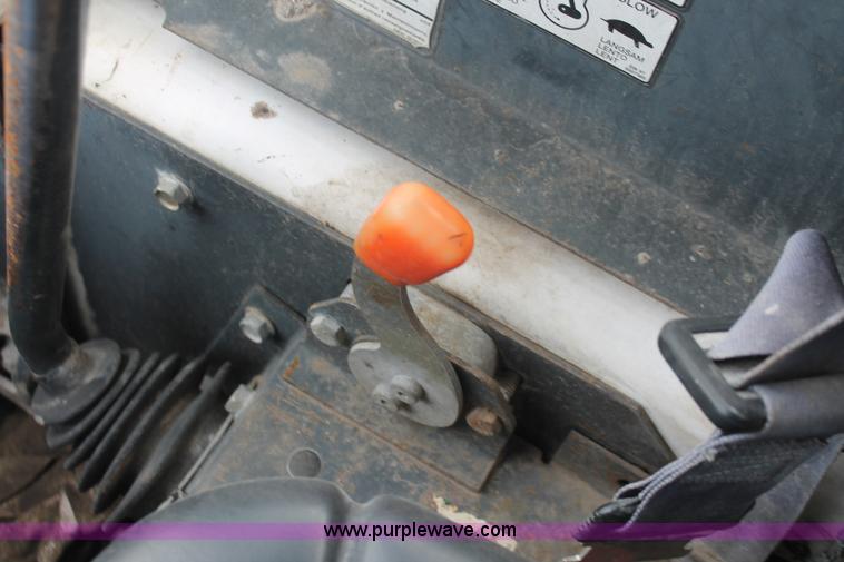 image for item E2578 Bobcat 863H skid steer