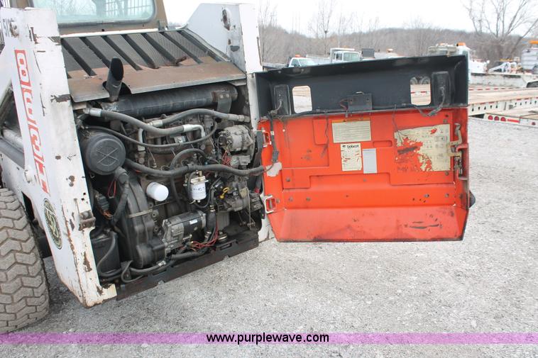 image for item E2578 Bobcat 863H skid steer