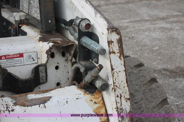 image for item E2578 Bobcat 863H skid steer
