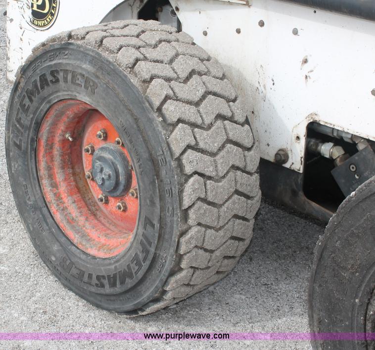 image for item E2578 Bobcat 863H skid steer
