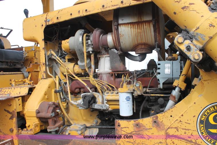 image for item E2579 1973 Caterpillar D7F dozer