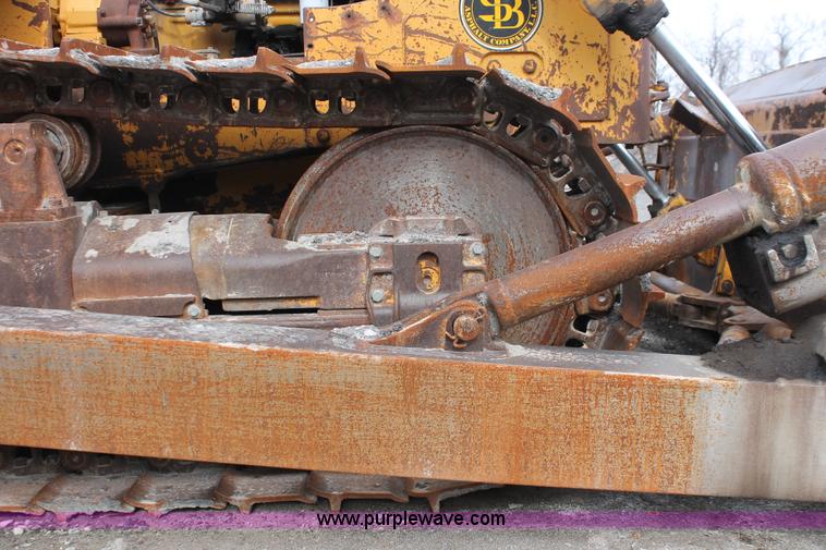 image for item E2579 1973 Caterpillar D7F dozer