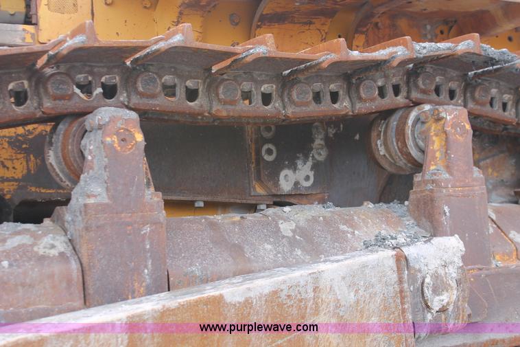 image for item E2579 1973 Caterpillar D7F dozer