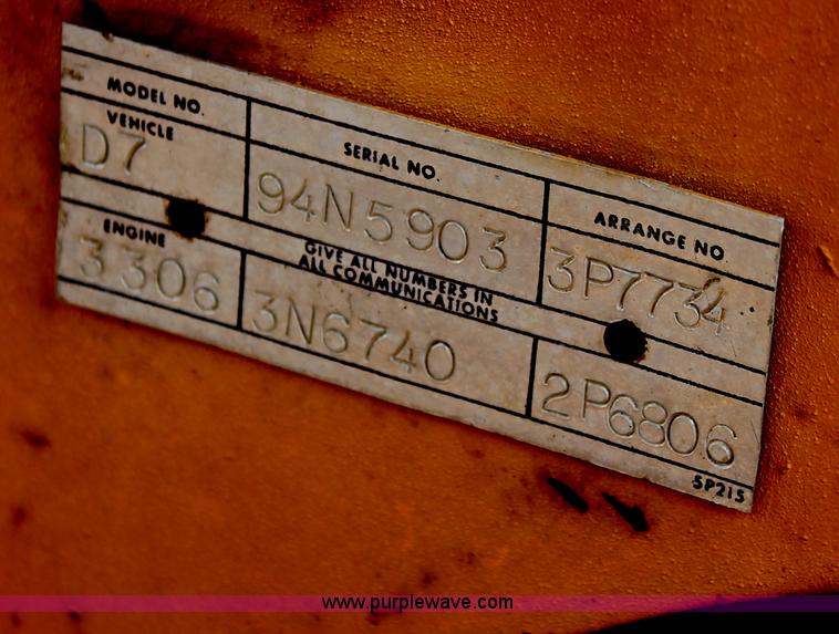 image for item E2579 1973 Caterpillar D7F dozer