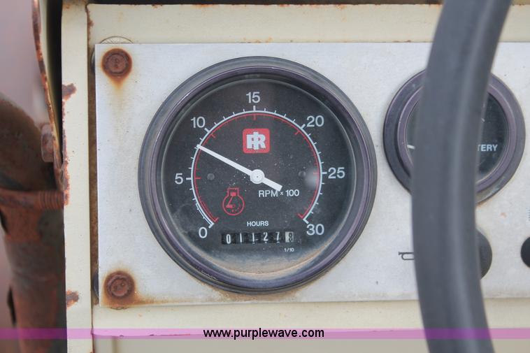 image for item E2580 1996 Ingersoll Rand SD40F padfoot compactor