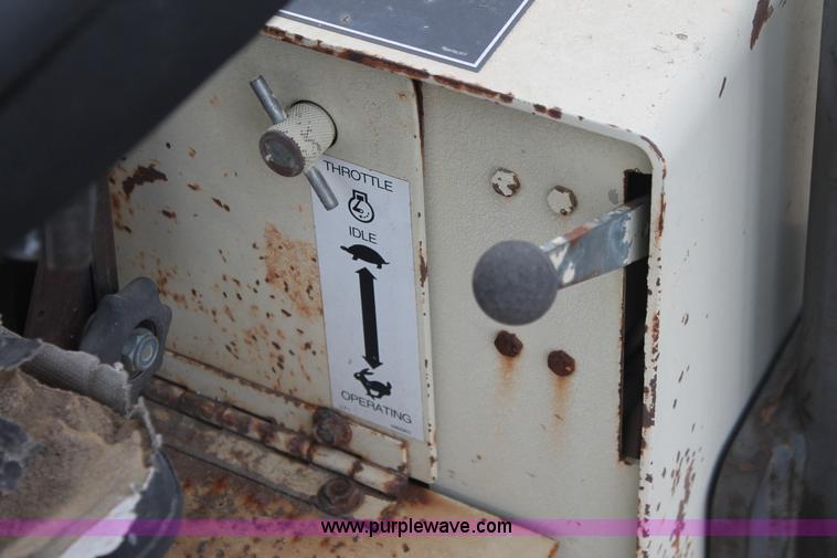 image for item E2580 1996 Ingersoll Rand SD40F padfoot compactor