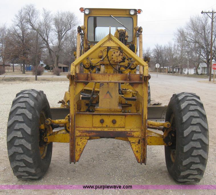 image for item E3085 Allis Chalmers M100 B series motor grader