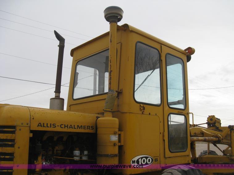 image for item E3085 Allis Chalmers M100 B series motor grader