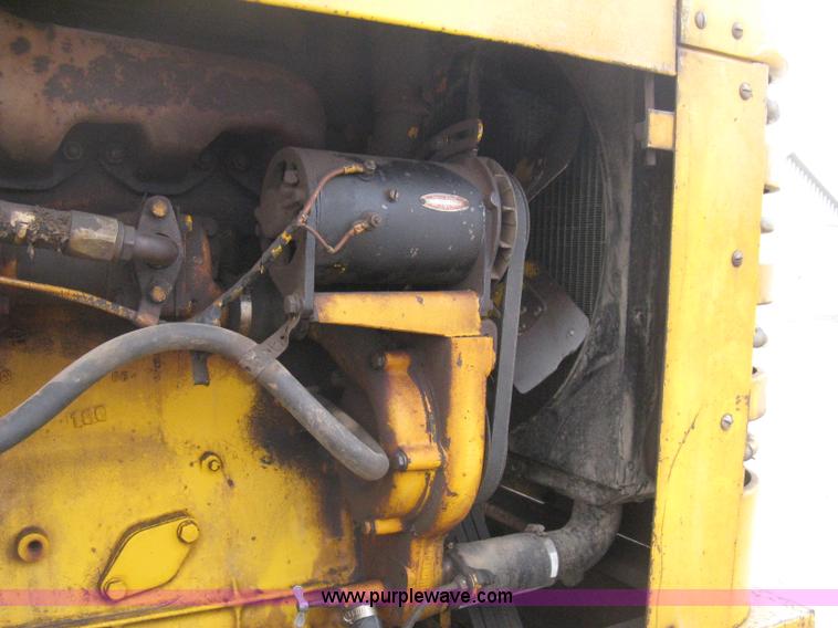 image for item E3085 Allis Chalmers M100 B series motor grader