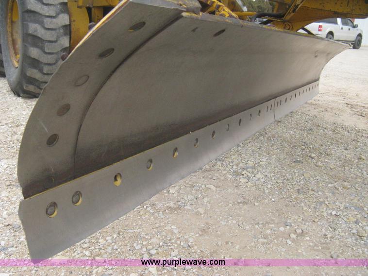 image for item E3085 Allis Chalmers M100 B series motor grader