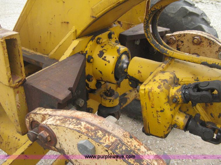 image for item E3085 Allis Chalmers M100 B series motor grader
