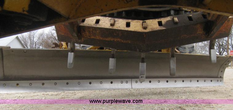 image for item E3085 Allis Chalmers M100 B series motor grader