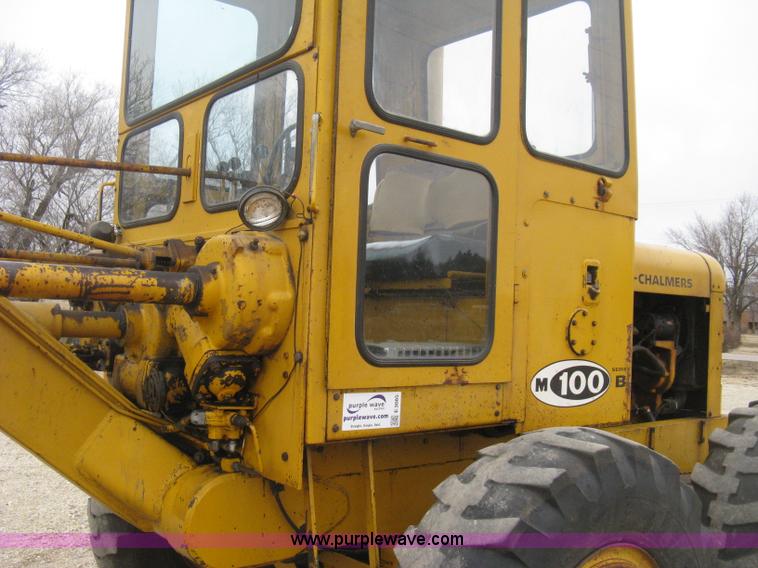 image for item E3085 Allis Chalmers M100 B series motor grader
