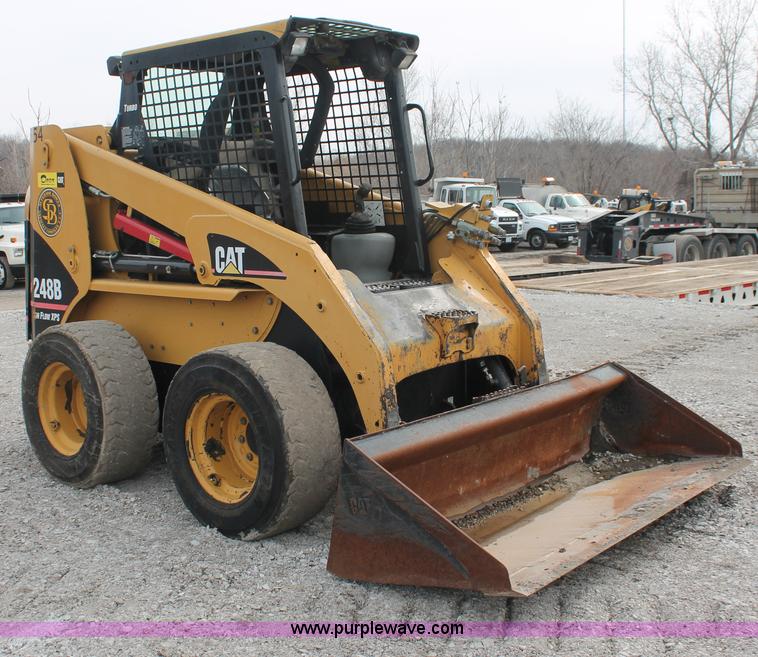 image for item E5887 2006 Caterpillar 248B Turbo skid steer