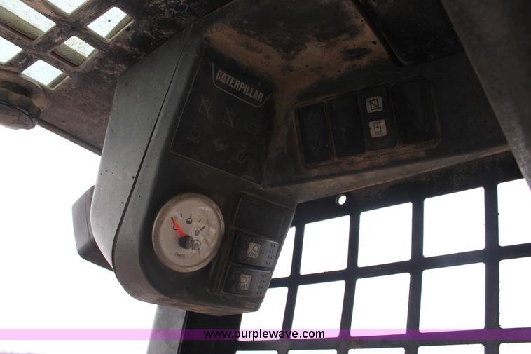 image for item E5887 2006 Caterpillar 248B Turbo skid steer