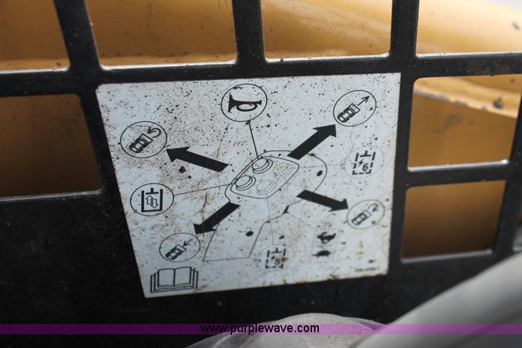 image for item E5887 2006 Caterpillar 248B Turbo skid steer