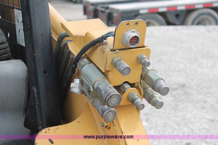 image for item E5887 2006 Caterpillar 248B Turbo skid steer