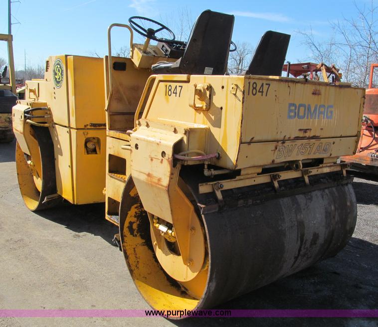 image for item E5888 Bomag BW157AD articulating roller