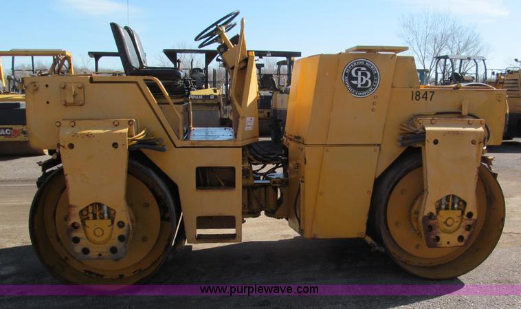image for item E5888 Bomag BW157AD articulating roller