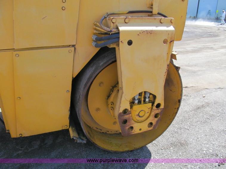 image for item E5888 Bomag BW157AD articulating roller