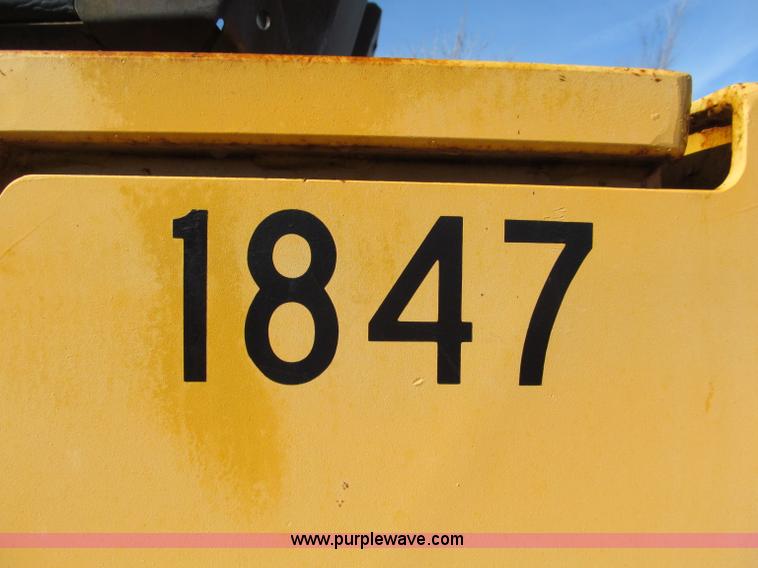 image for item E5888 Bomag BW157AD articulating roller