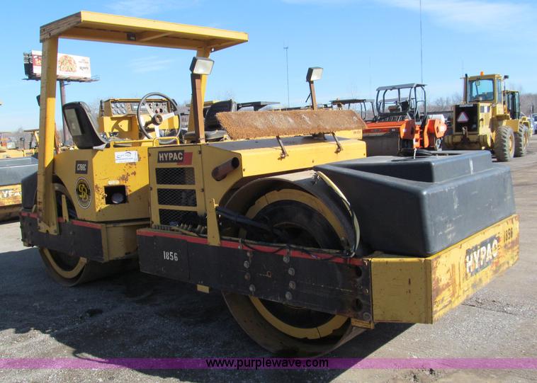 image for item E5889 Hypac articulating vibratory roller