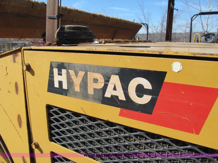 image for item E5889 Hypac articulating vibratory roller