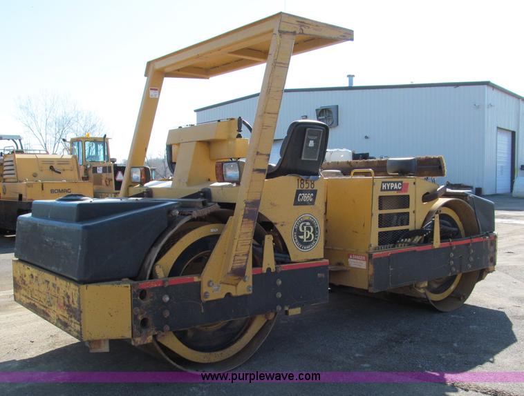 image for item E5890 Hypac C766C articulating vibratory roller