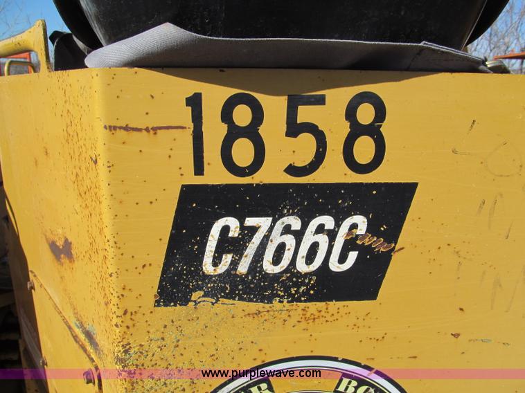 image for item E5890 Hypac C766C articulating vibratory roller