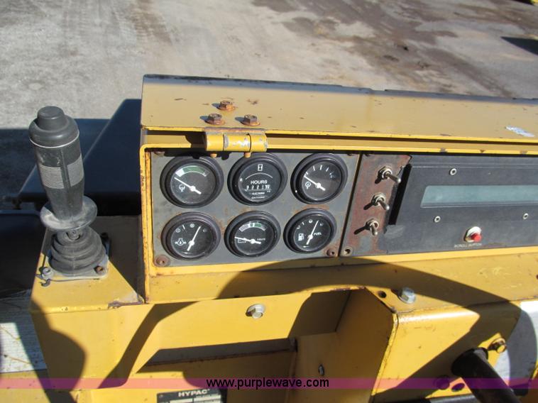 image for item E5890 Hypac C766C articulating vibratory roller