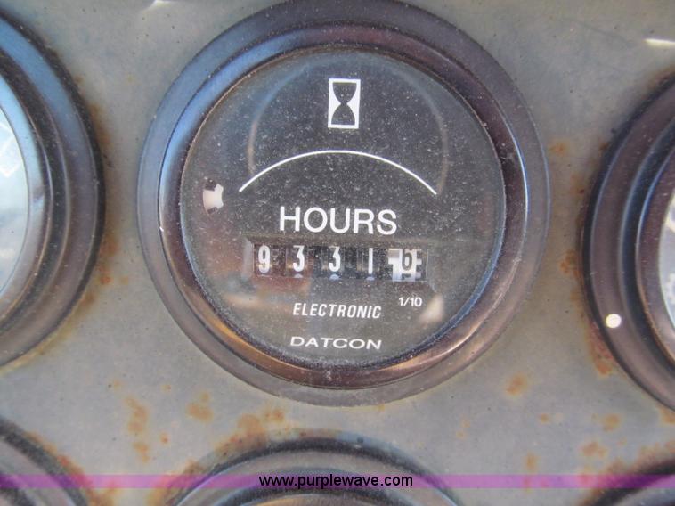 image for item E5890 Hypac C766C articulating vibratory roller