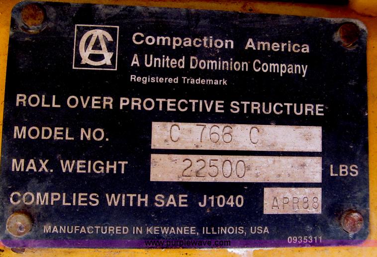 image for item E5890 Hypac C766C articulating vibratory roller