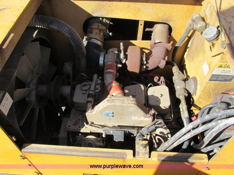 image for item E5891 Hypac C778A articulating vibratory roller