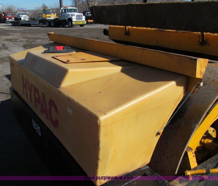 image for item E5891 Hypac C778A articulating vibratory roller