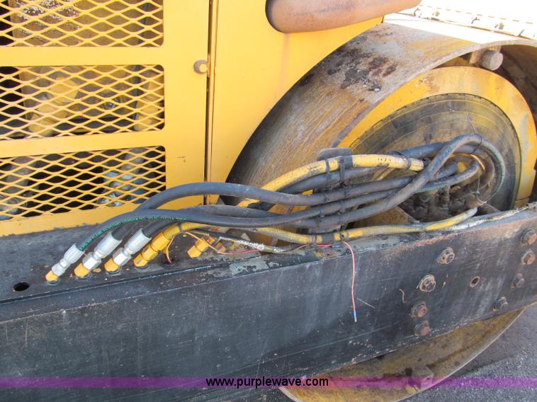 image for item E5891 Hypac C778A articulating vibratory roller