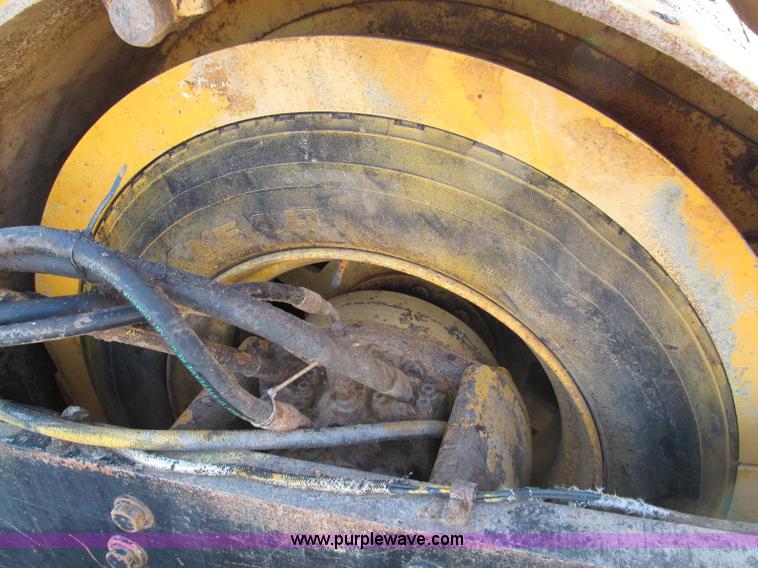 image for item E5891 Hypac C778A articulating vibratory roller