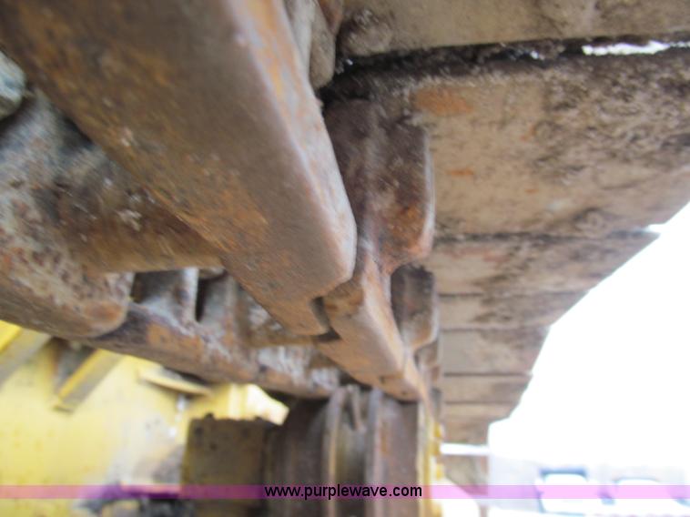 image for item E5892 1975 Caterpillar D3 crawler dozer