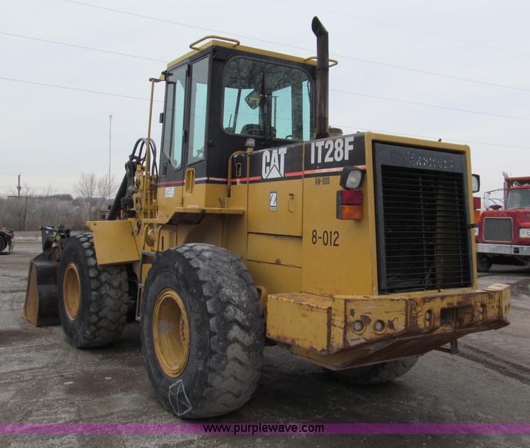 image for item E5893 1994 Caterpillar IT28F  articulating wheel loader