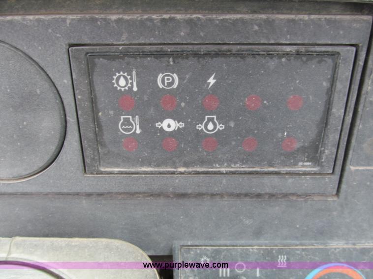 image for item E5893 1994 Caterpillar IT28F  articulating wheel loader