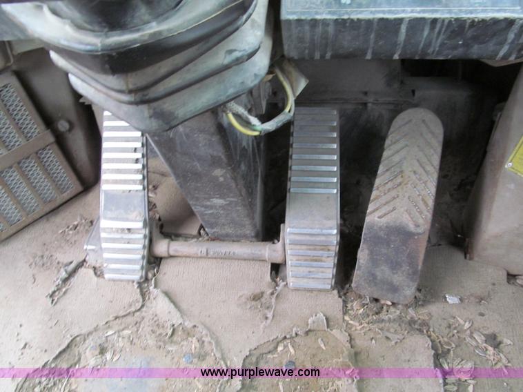 image for item E5893 1994 Caterpillar IT28F  articulating wheel loader