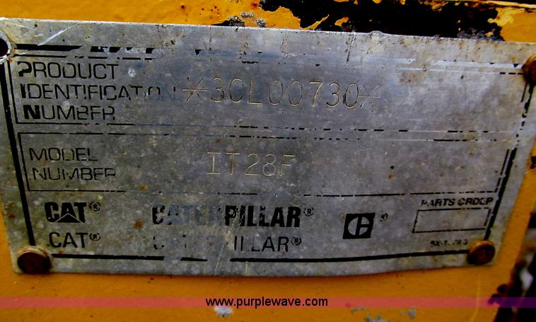 image for item E5893 1994 Caterpillar IT28F  articulating wheel loader