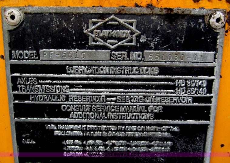 image for item E5896 2000 Blaw-Knox PF5510 paver